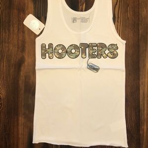 XS Hooters Girl Camo Tank in White